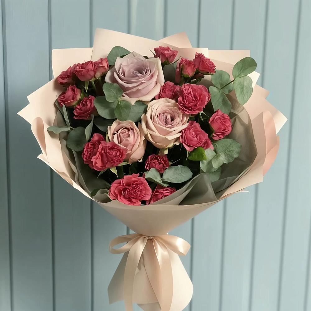 Букет цветов из: Гвоздики и Розы в Миассе