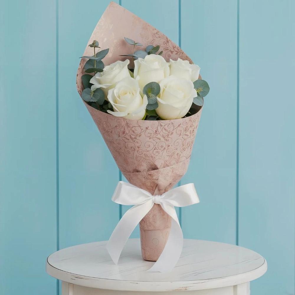 Букет цветов из: Розы в Миассе