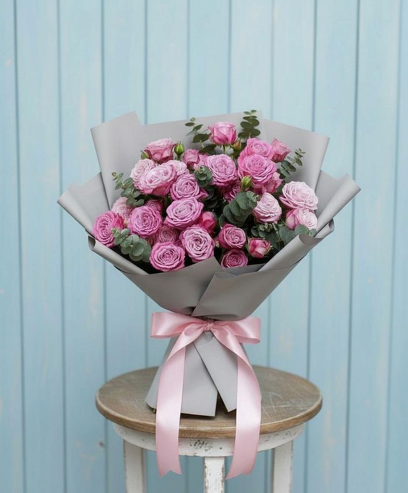 Букет цветов из: Розы в Миассе