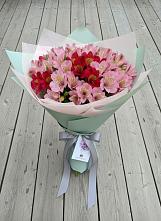Букет цветов из:  Альстромерии в Миассе