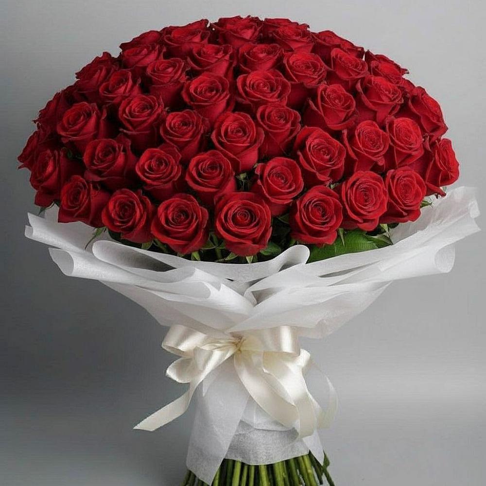 Букет 101 Красная роза Блэк Мэджик в Миассе