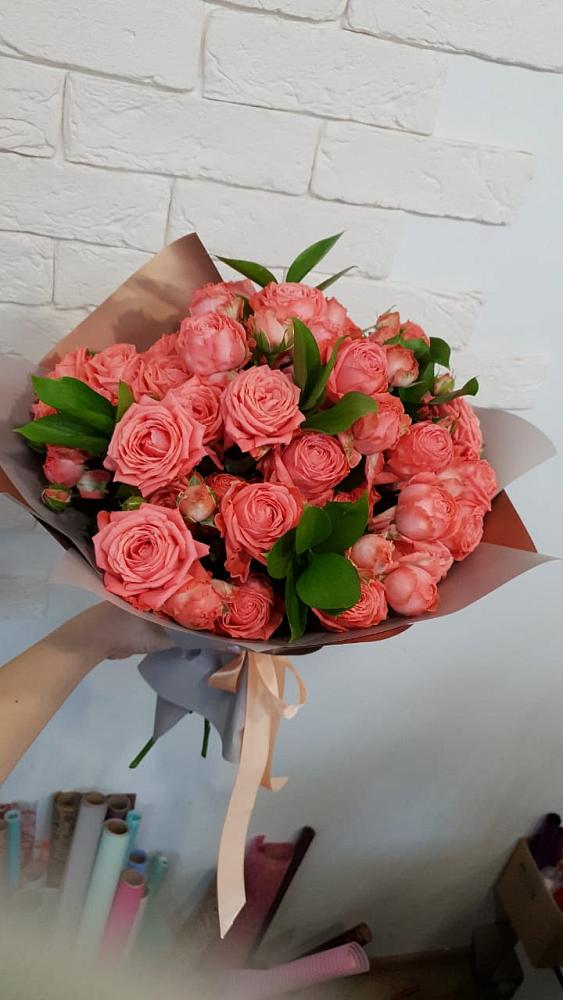 Букет цветов из: Розы в Миассе