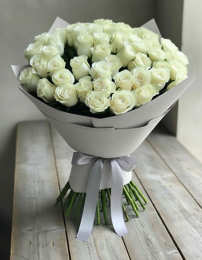 Букет 35 Белых роз в Миассе