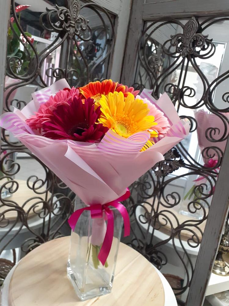 Букет цветов из: Герберы в Миассе