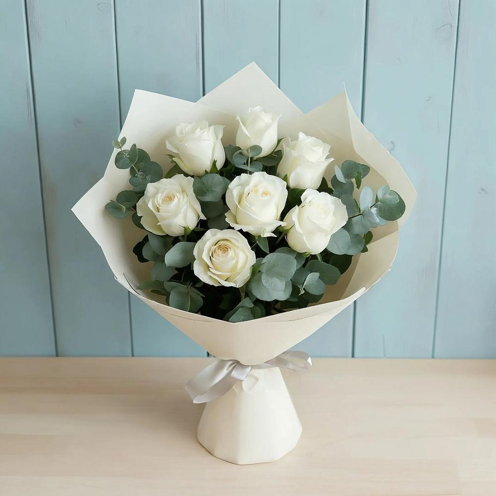 Букет Белые розы в Эвкалипте в Миассе