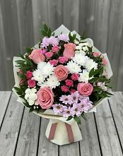 Букет цветов из:  Альстромерии, Гвоздики, Розы и Хризантемы в Миассе