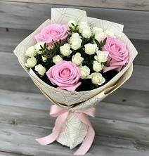 Букет цветов из:  Розы в Миассе