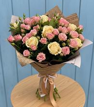 Букет цветов из:  Розы в Миассе