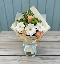 Букет цветов из:  Герберы, Розы и Хризантемы в Миассе