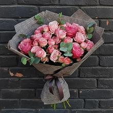 Букет цветов из:  Розы в Миассе